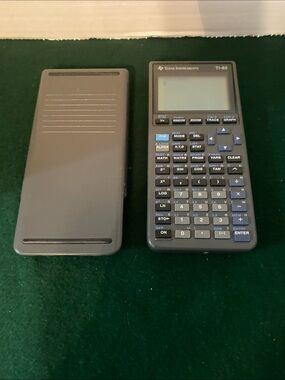Graphing Calculator Texas Instruments T1-82 
( B 5 )